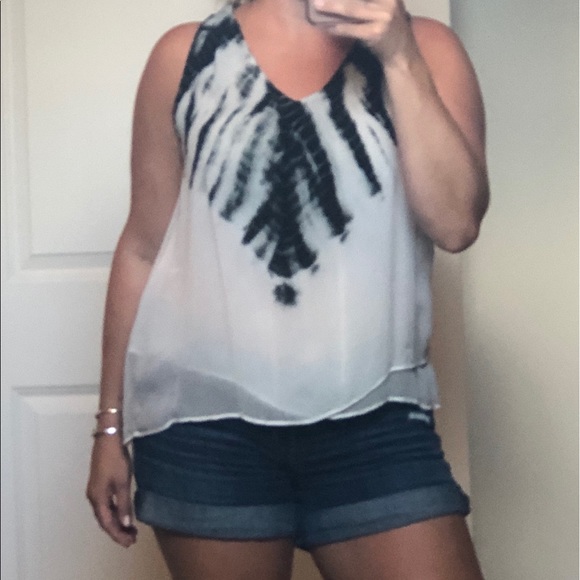 Casual Studio V-Neck Double Twin Layer Blouse - Picture 2 of 5